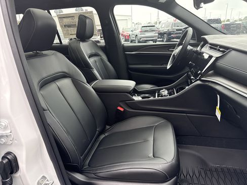 New 2026 Jeep Grand Cherokee Limited image 20