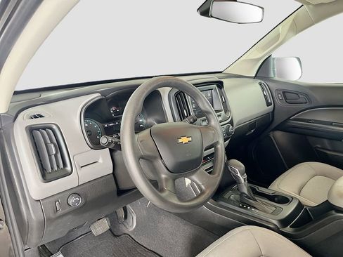 Used 2022 Chevrolet Colorado W/T RWD image 9