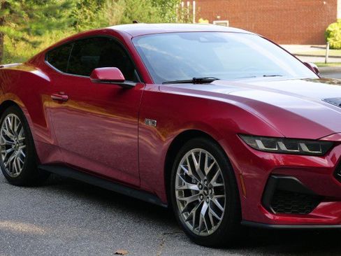 Used 2024 Ford Mustang GT Premium RWD image 14