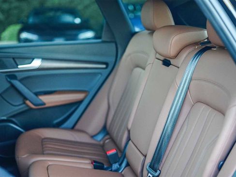 Used 2023 Audi Q5 2.0T Premium Plus w/ Premium Plus Package image 21