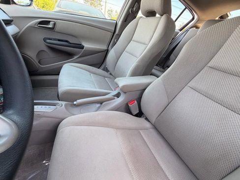 Used 2011 Honda Insight EX image 10