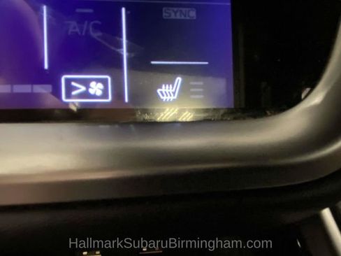 Certified 2022 Subaru Outback Limited image 22