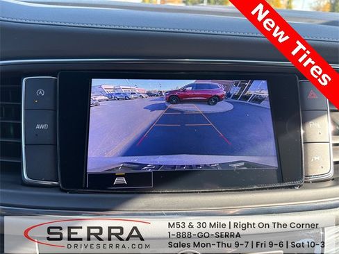 Used 2024 Buick Enclave Essence w/ Experience Buick Package image 19