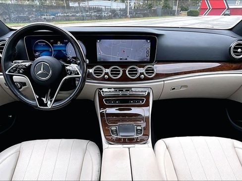 Used 2023 Mercedes-Benz E 350 Sedan image 15