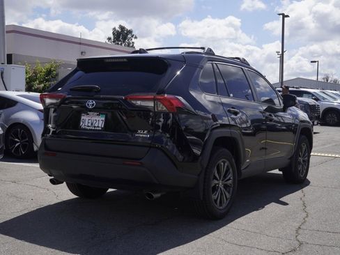 Used 2024 Toyota RAV4 XLE Premium w/ Weather Package AWD/4WD image 4