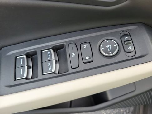 Certified 2023 Honda Accord EX image 21