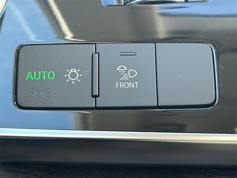 Used 2023 Audi Q8 Premium Plus w/ Premium Plus Package image 30