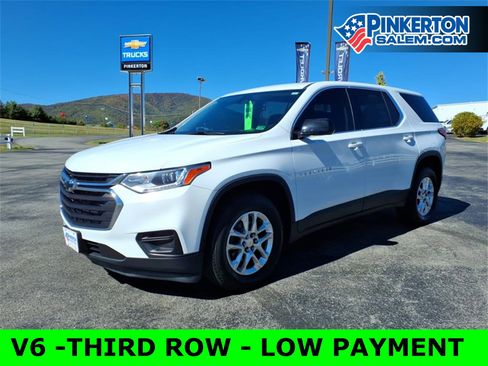 Used 2019 Chevrolet Traverse LS image 8