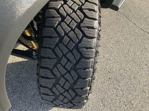 Used 2022 Chevrolet Colorado ZR2 w/ ZR2 Midnight Special Edition image 11