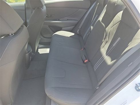 New 2025 Hyundai Elantra Sport image 17