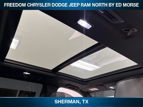 Used 2024 GMC Yukon Denali RWD image 12