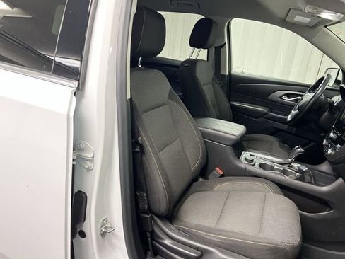 Used 2019 Chevrolet Traverse LT FWD image 26