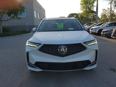 Certified 2025 Acura MDX SH-AWD w/ Advance Package image 9