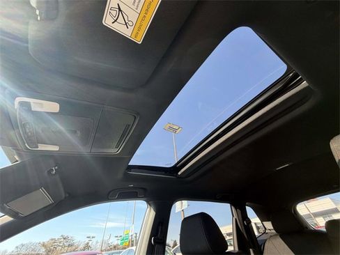 Used 2025 Honda CR-V Sport image 22