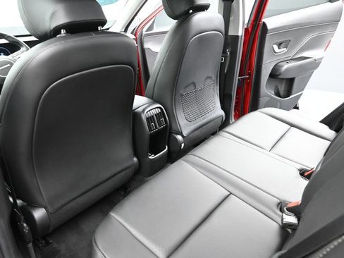 Certified 2024 Hyundai Kona Limited AWD/4WD image 18