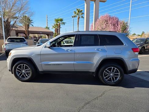 Used 2017 Jeep Grand Cherokee Limited w/ Luxury Group II image 7