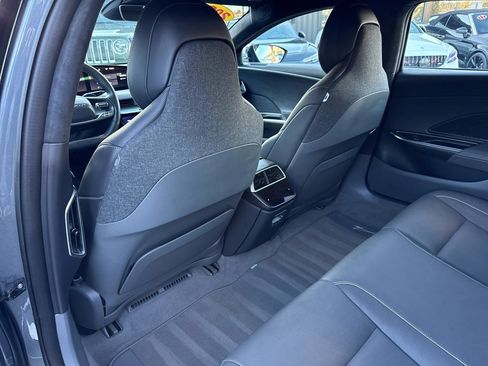 Used 2024 Lucid Air Touring image 18