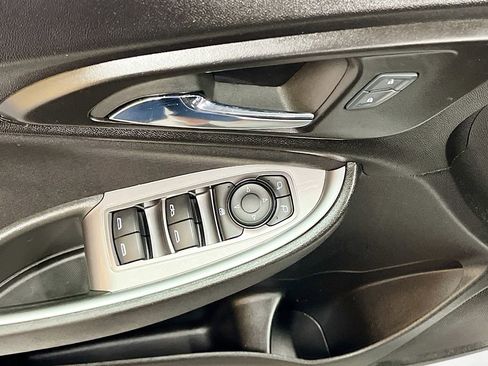 Used 2024 Chevrolet Malibu LT FWD image 18