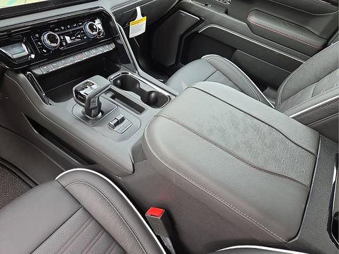 New 2026 GMC Sierra 1500 AT4X AWD/4WD image 25