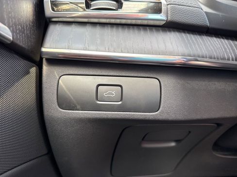 Used 2025 Volvo XC90 B6 Ultra image 17