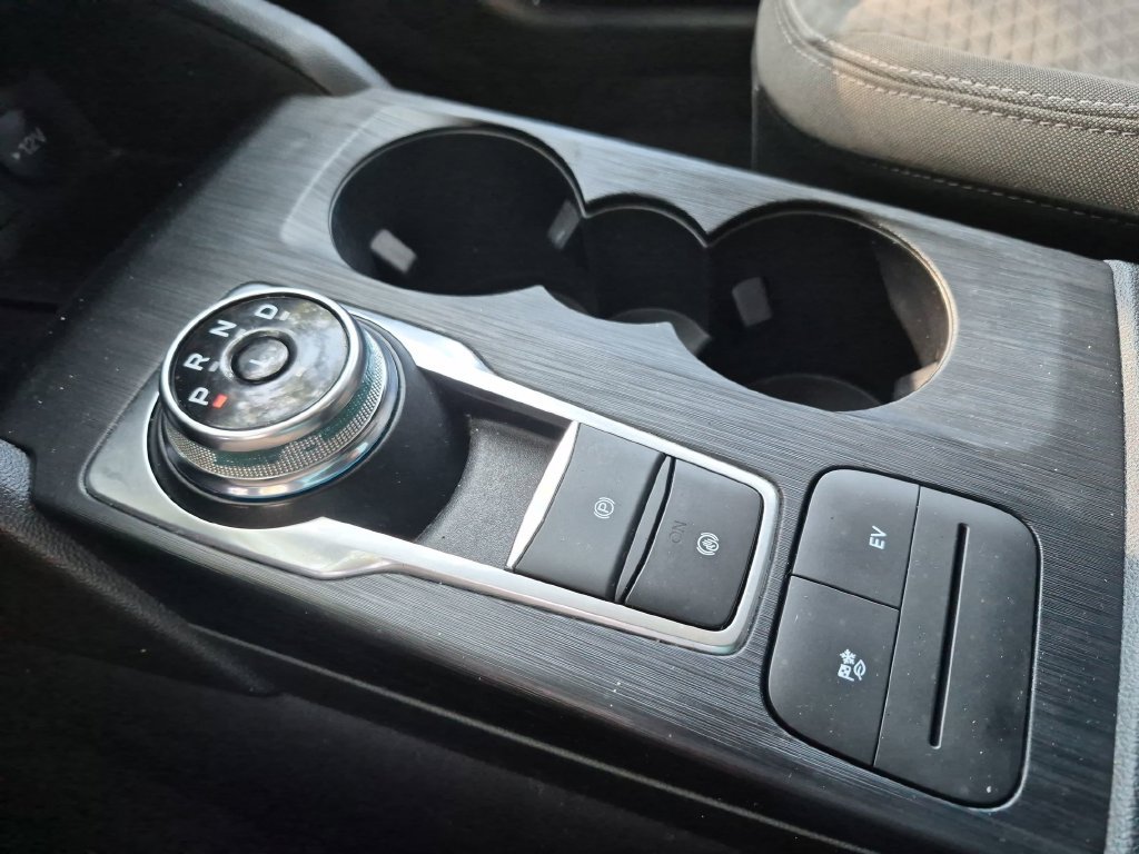 Used 2022 Ford Escape SE FWD image 21
