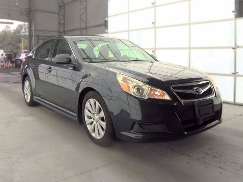 Used 2010 Subaru Legacy 3.6R Limited AWD/4WD image 3