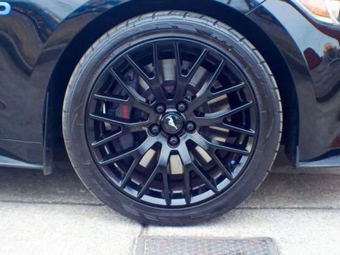 Used 2017 Ford Mustang GT w/ GT Performance Package image 43