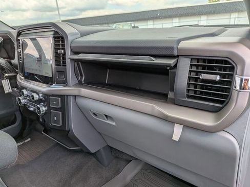 New 2025 Ford F150 XLT w/ Equipment Group 301A Standard image 19