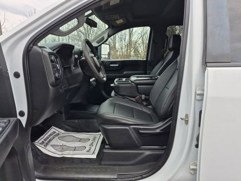 Used 2021 Chevrolet Silverado 2500 W/T w/ WT Fleet Convenience Package image 12