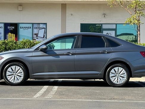 Used 2019 Volkswagen Jetta FWD image 7