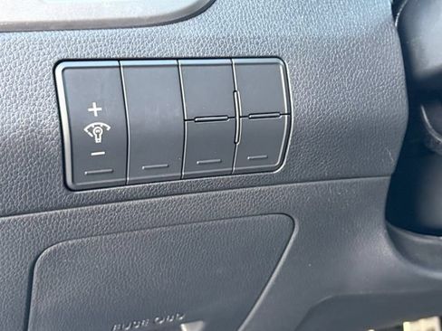 Used 2016 Hyundai Elantra GT FWD image 17