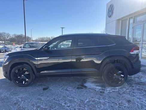 New 2026 Volkswagen Atlas Cross Sport SE AWD/4WD image 3