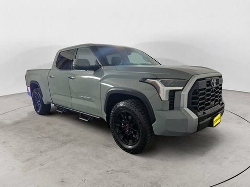Used 2022 Toyota Tundra Limited w/ TRD Off-Road Package AWD/4WD image 7