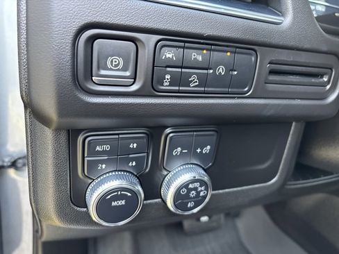 Used 2023 GMC Yukon AT4 image 29