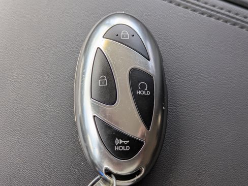 Used 2025 Hyundai Santa Fe SEL FWD image 27