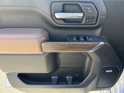 Used 2022 Chevrolet Silverado 3500 High Country w/ Z71 Off-Road Package image 13