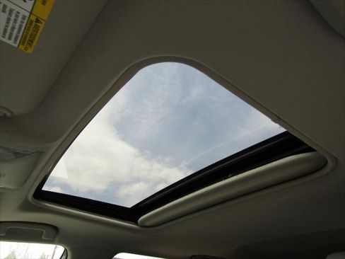 Certified 2021 Toyota RAV4 XLE Premium image 27