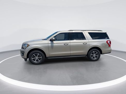 Used 2018 Ford Expedition Max XLT w/ Equipment Group 201A AWD/4WD image 3