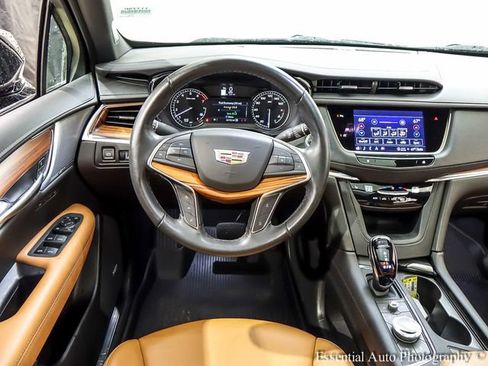 Certified 2023 Cadillac XT5 Premium Luxury w/ LPO, Floor Liner Package AWD/4WD image 3