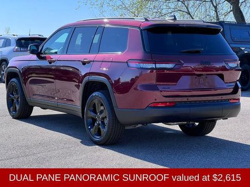 Used 2025 Jeep Grand Cherokee L Limited w/ Black Appearance Package AWD/4WD image 12
