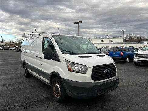 Used 2019 Ford Transit 150 130 Low Roof image 3