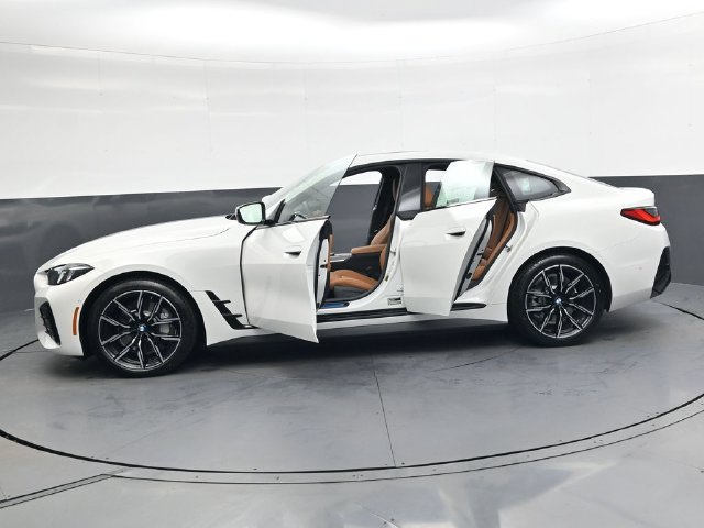 New 2026 BMW i4 xDrive40i w/ M Sport Package AWD/4WD image 39