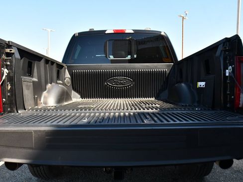 Used 2025 Ford F150 Lariat AWD/4WD image 19