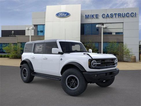 New 2025 Ford Bronco Outer Banks w/ Sasquatch Package image 7
