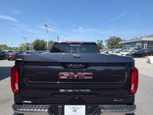 Used 2022 GMC Sierra 1500 SLT w/ SLT Premium Plus Package AWD/4WD image 7