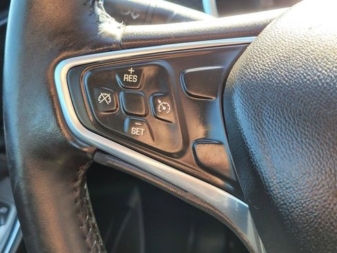 Used 2017 Chevrolet Malibu LT w/ Sport Package image 29