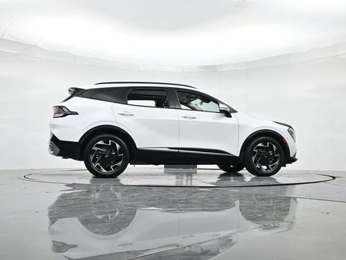 Used 2025 Kia Sportage SX image 33