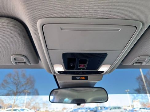 Used 2024 Honda Accord EX image 31