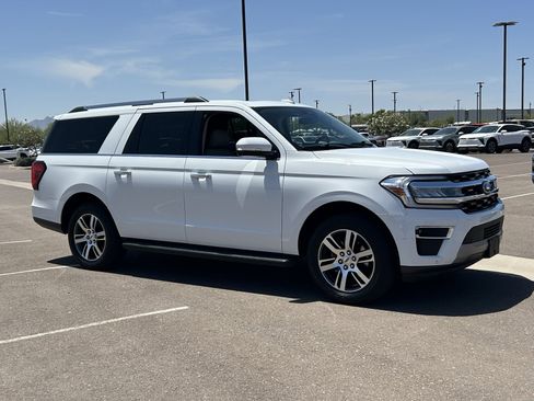 Used 2024 Ford Expedition Max Limited RWD image 7
