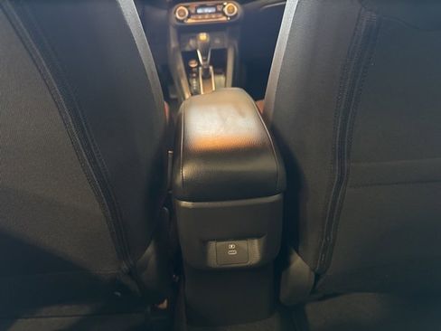 New 2025 Nissan Versa SR w/ Trunk Package image 25